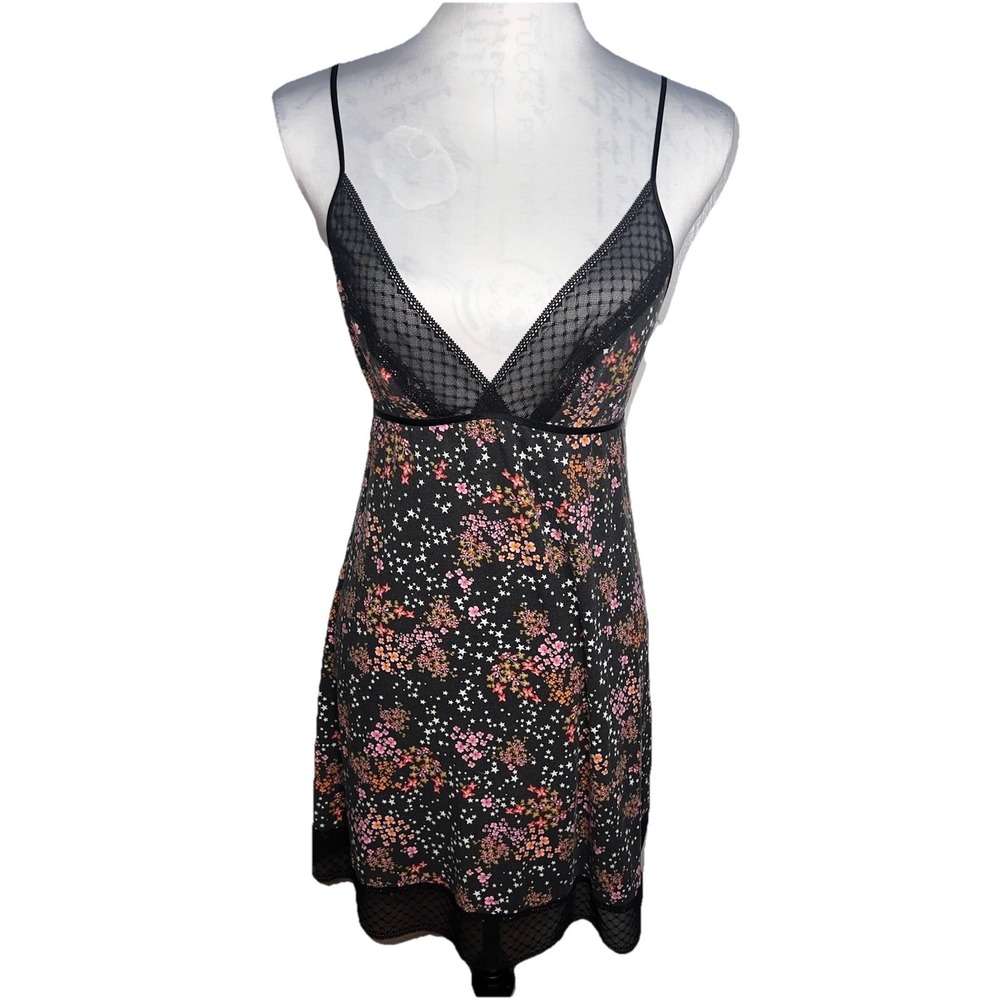 Victoria's‎ Secret Black Floral Knit Sheer Lace Cut Out BackBaby Doll Camisole M